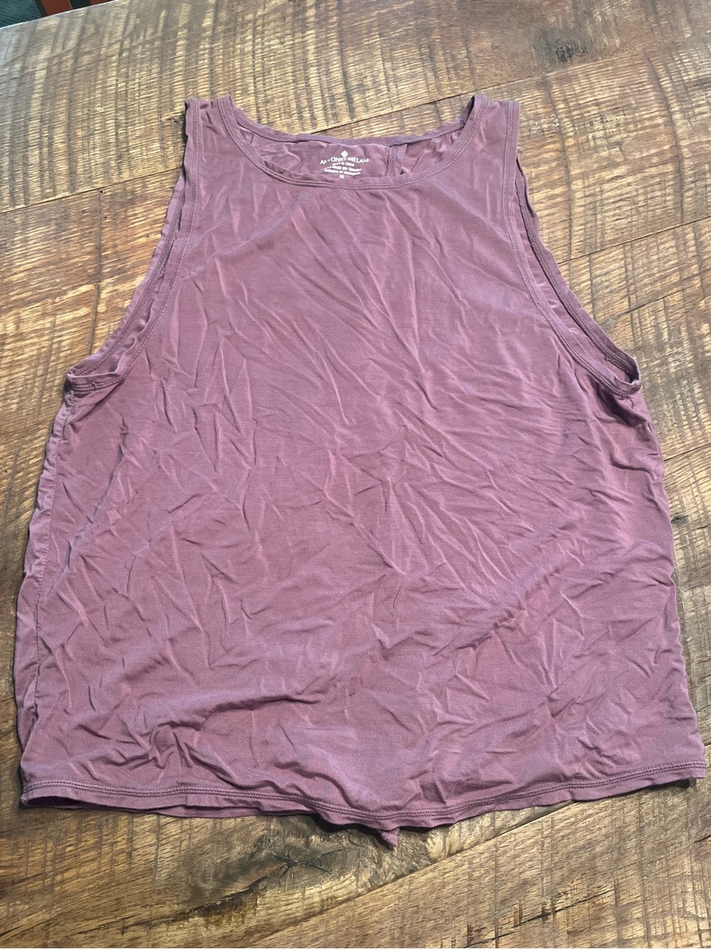 Athletic tank top